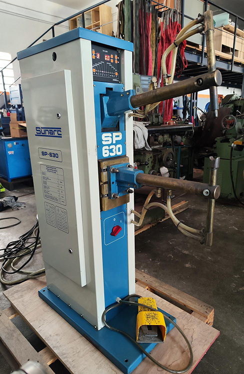 Soldadura por untos (PUNTATRIZ) marca SUNARC modelo SP-630