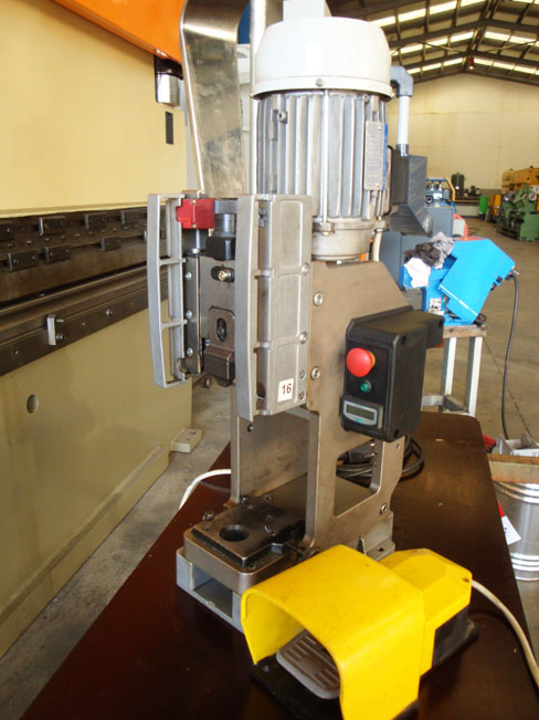 Prensa de sobremesa MAT-KONTAK 2 TN 1